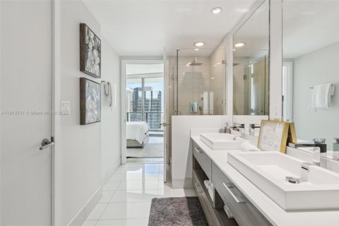 Condominio en venta en Miami, Florida, 1 dormitorio, 64.94 m2 № 2038068 - foto 23