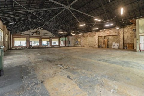 Immobilier commercial à vendre à Leesburg, Floride: 643.81 m2 № 2429670 - photo 8