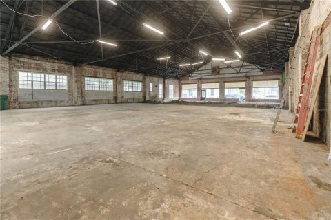Immobilier commercial à vendre à Leesburg, Floride: 643.81 m2 № 2429670 - photo 7