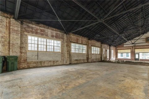 Immobilier commercial à vendre à Leesburg, Floride: 643.81 m2 № 2429670 - photo 4