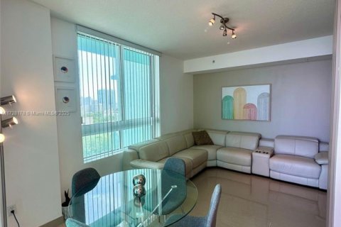 Condo in Miami, Florida  № 1860560 - photo 8