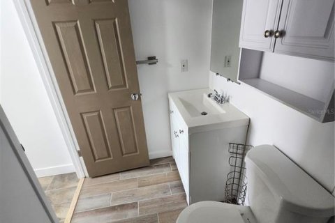 Villa ou maison à vendre à Largo, Floride: 2 chambres, 103.12 m2 № 2107191 - photo 23