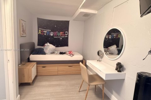 Снять в аренду виллу или дом в Хайалиа Гарденс, Флорида 2 спальни, 221.29м2, № 2005679 - фото 8