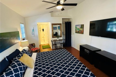 Immobilier commercial à louer à West Palm Beach, Floride: 1 chambre, 170.48 m2 № 2028775 - photo 6