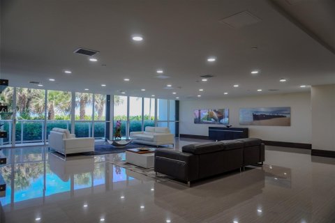 Купить кондоминиум в Санни-Айлс-Бич, Флорида 3 спальни, 163.51м2, № 2003543 - фото 25