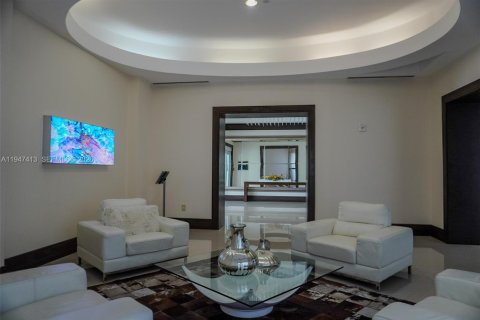 Купить кондоминиум в Санни-Айлс-Бич, Флорида 3 спальни, 163.51м2, № 2003543 - фото 23