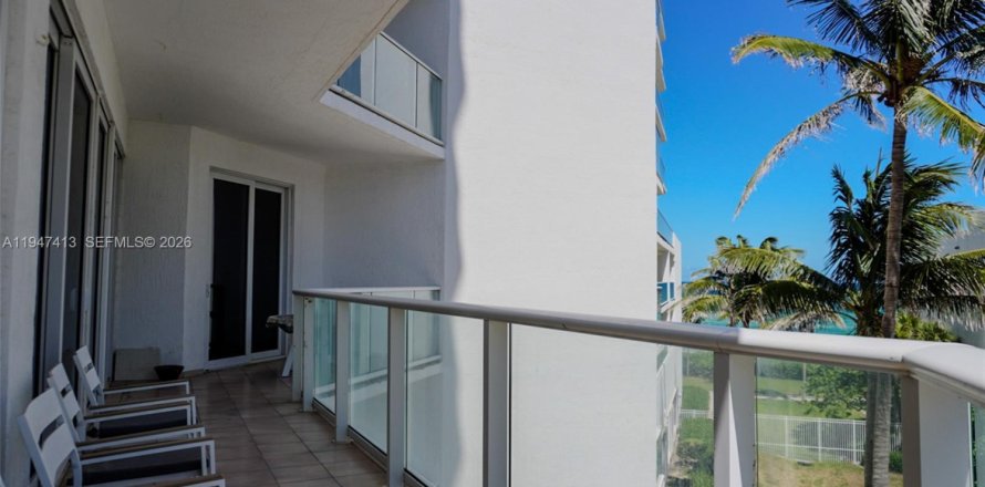 Кондоминиум с 3 спальнями в Санни-Айлс-Бич, Флорида № 2003543