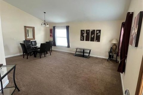 Villa ou maison à louer à Davenport, Floride: 4 chambres, 189.99 m2 № 2408635 - photo 5