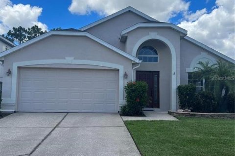 Villa ou maison à louer à Davenport, Floride: 4 chambres, 189.99 m2 № 2408635 - photo 2