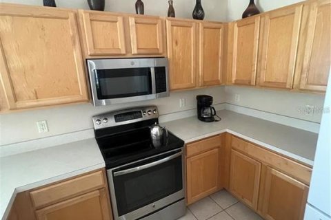 Villa ou maison à louer à Davenport, Floride: 4 chambres, 189.99 m2 № 2408635 - photo 11
