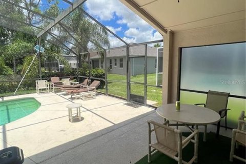 Villa ou maison à louer à Davenport, Floride: 4 chambres, 189.99 m2 № 2408635 - photo 15