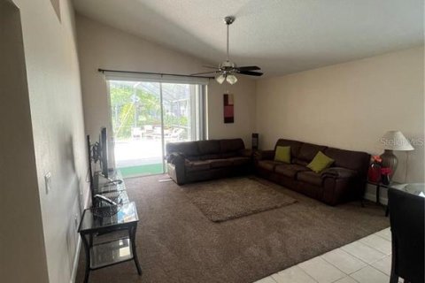 Villa ou maison à louer à Davenport, Floride: 4 chambres, 189.99 m2 № 2408635 - photo 13