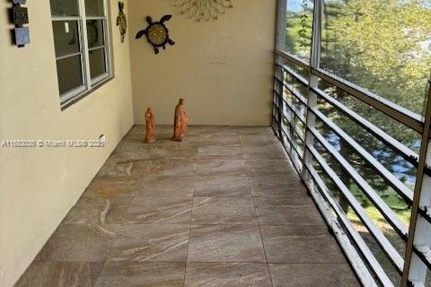 Condominio en venta en Deerfield Beach, Florida, 2 dormitorios, 79.9 m2 № 1669120 - foto 16