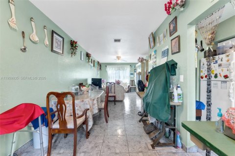 Townhouse in Miami, Florida 2 bedrooms, 86.4 sq.m. № 2082174 - photo 6