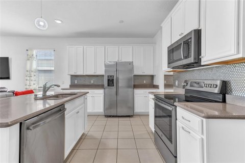 House in Kissimmee, Florida 3 bedrooms, 143.26 sq.m. № 1533441 - photo 7