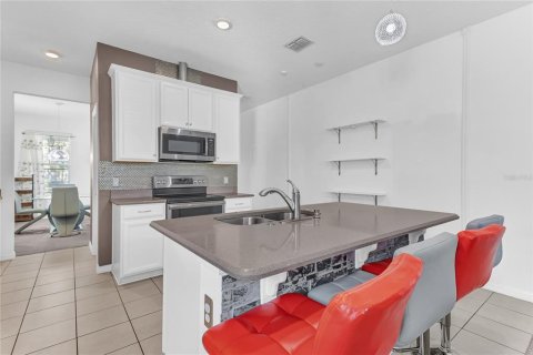 House in Kissimmee, Florida 3 bedrooms, 143.26 sq.m. № 1533441 - photo 5