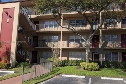 Copropriété à louer à Pembroke Pines, Floride: 1 chambre, 75.34 m2 № 1999274 - photo 18