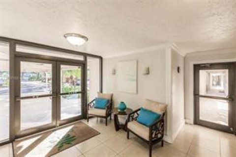 Copropriété à vendre à Pompano Beach, Floride: 2 chambres, 98.85 m2 № 2146525 - photo 28