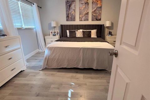 Copropriété à vendre à Pompano Beach, Floride: 2 chambres, 98.85 m2 № 2146525 - photo 17