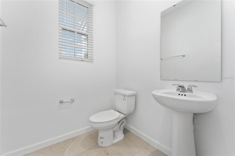 Townhouse in Kissimmee, Florida 3 bedrooms, 171.22 sq.m. № 2108100 - photo 9