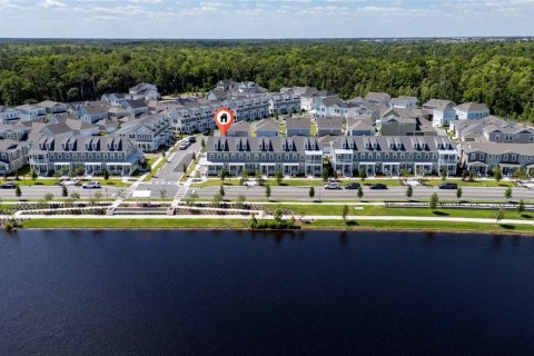 Townhouse in Kissimmee, Florida 3 bedrooms, 171.22 sq.m. № 2108100 - photo 3