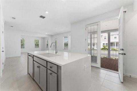 Townhouse in Kissimmee, Florida 3 bedrooms, 171.22 sq.m. № 2108100 - photo 12