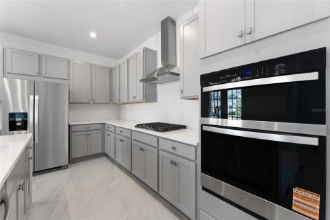 Townhouse in Kissimmee, Florida 3 bedrooms, 171.22 sq.m. № 2108100 - photo 11