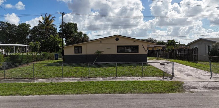 Casa en Miami Gardens, Florida 2 dormitorios, 72.46 m2 № 2054557