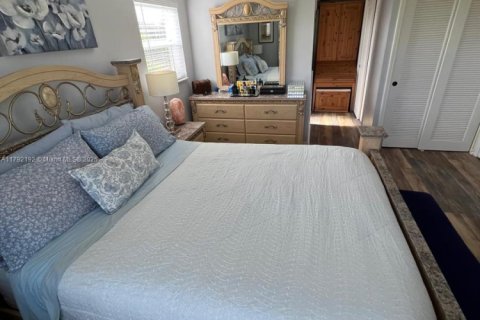 Condo in Boca Raton, Florida, 2 bedrooms  № 1863722 - photo 11