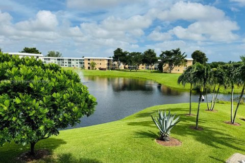 Condo in Boca Raton, Florida, 2 bedrooms  № 1863722 - photo 28