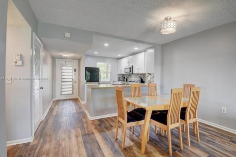 Condo in Boca Raton, Florida, 2 bedrooms  № 1863722 - photo 7