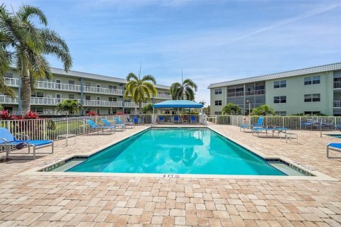 Condo in Boca Raton, Florida, 2 bedrooms  № 1863722 - photo 25