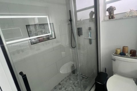 Condo in Boca Raton, Florida, 2 bedrooms  № 1863722 - photo 16