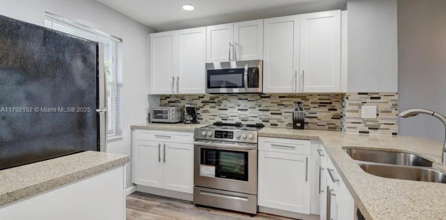 Condo in Boca Raton, Florida, 2 bedrooms  № 1863722