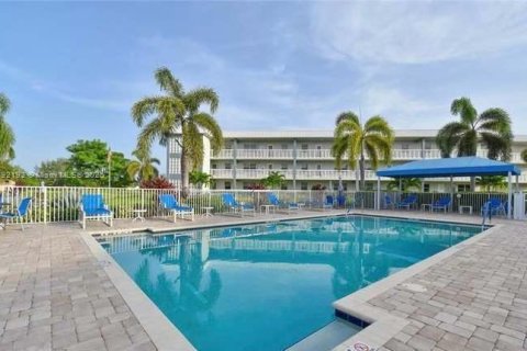 Condo in Boca Raton, Florida, 2 bedrooms  № 1863722 - photo 24