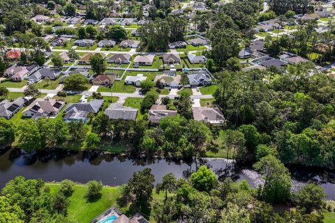 Villa ou maison à vendre à Palm Coast, Floride: 3 chambres, 198.72 m2 № 2142369 - photo 9