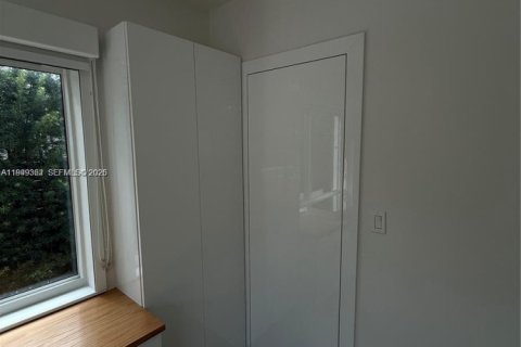 Casa en alquiler en Miami Shores, Florida, 3 dormitorios, 157.93 m2 № 2008521 - foto 29