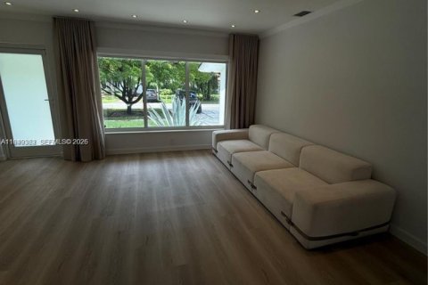 Casa en alquiler en Miami Shores, Florida, 3 dormitorios, 157.93 m2 № 2008521 - foto 20