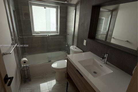 Casa en alquiler en Miami Shores, Florida, 3 dormitorios, 157.93 m2 № 2008521 - foto 23