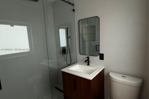 Casa en alquiler en Miami Shores, Florida, 3 dormitorios, 157.93 m2 № 2008521 - foto 26