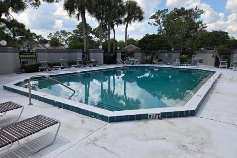 Condo in Casselberry, Florida, 2 bedrooms  № 1854145 - photo 15