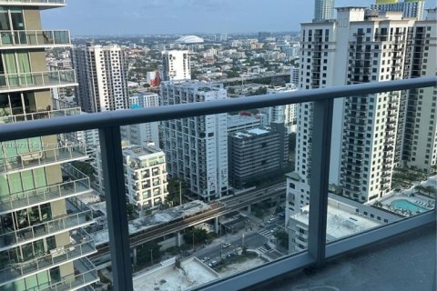 Condominio en alquiler en Miami, Florida, 49.24 m2 № 1753142 - foto 9