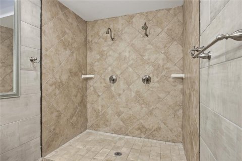 Villa ou maison à louer à New Port Richey, Floride: 5 chambres, 195.84 m2 № 2410438 - photo 26