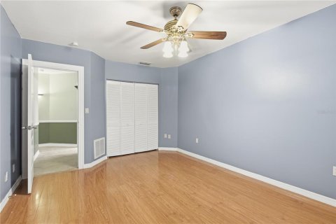 Villa ou maison à louer à New Port Richey, Floride: 5 chambres, 195.84 m2 № 2410438 - photo 29