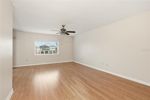 Villa ou maison à louer à New Port Richey, Floride: 5 chambres, 195.84 m2 № 2410438 - photo 21
