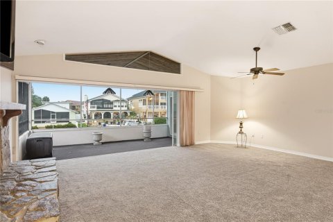 Villa ou maison à louer à New Port Richey, Floride: 5 chambres, 195.84 m2 № 2410438 - photo 9
