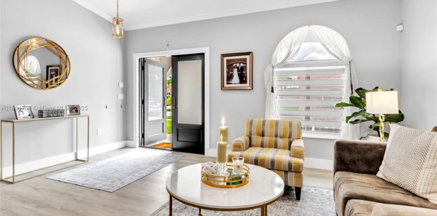 Casa en Miami, Florida 4 dormitorios, 163.51 m2 № 1874742
