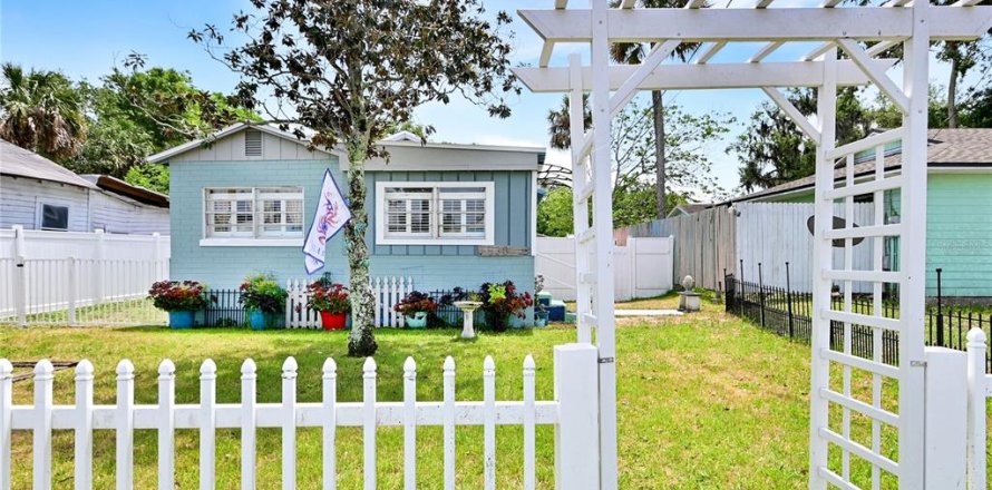 Casa en New Smyrna Beach, Florida 2 dormitorios, 64.38 m2 № 1649855