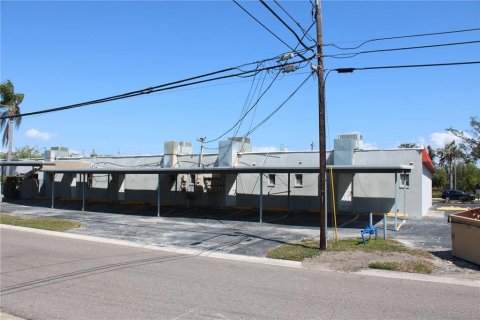 Propiedad comercial en alquiler en Saint Petersburg, Florida, 659.98 m2 № 1534875 - foto 23