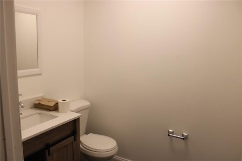 Propiedad comercial en alquiler en Saint Petersburg, Florida, 659.98 m2 № 1534875 - foto 18